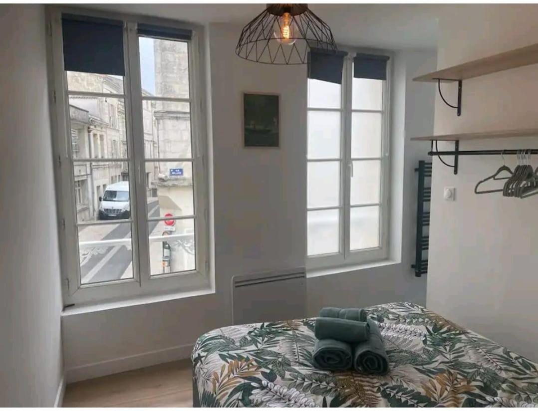 Le Petit Poitevin -Hyper Centre - Wi-Fi- Netflix Gratuit Apartment Niort Ngoại thất bức ảnh